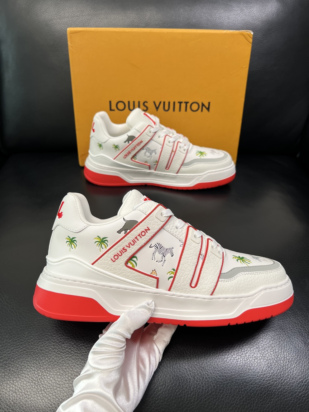 LV
